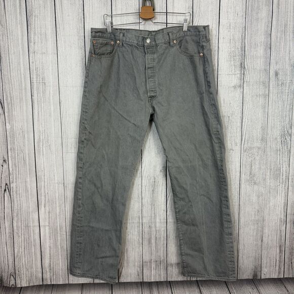 Levis 501 Men's 44x32 Gray Straight High Rise Button Fly Medium Wash Denim Jeans - Picture 1 of 7